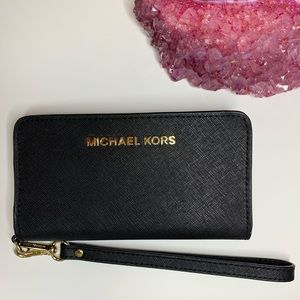 Michael Kors Wristlet Wallet
